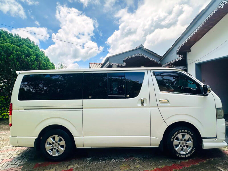 KDH Mini Van White 2 1