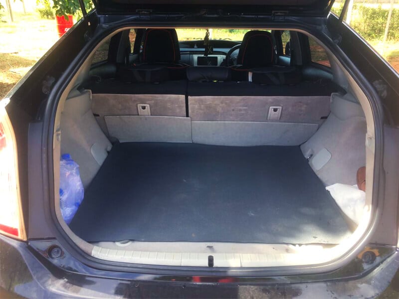 Prius Black 4